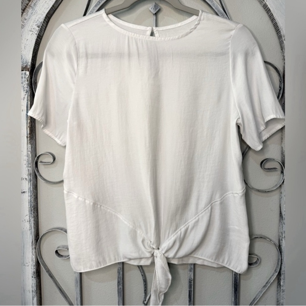 A New Day White Tie-Front Top #1116